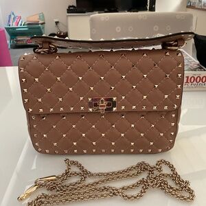 Rockstud beige leather bag